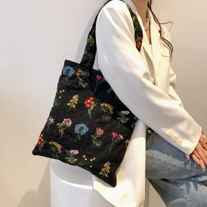 Small Fresh Women's Bag New Light Armpit Bag Embroidery Bag Simple Fashion Trend Bag Handbag